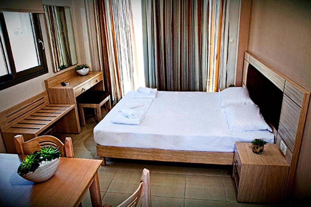 Crystal Bay Hotel apartamentowy Kíssamos