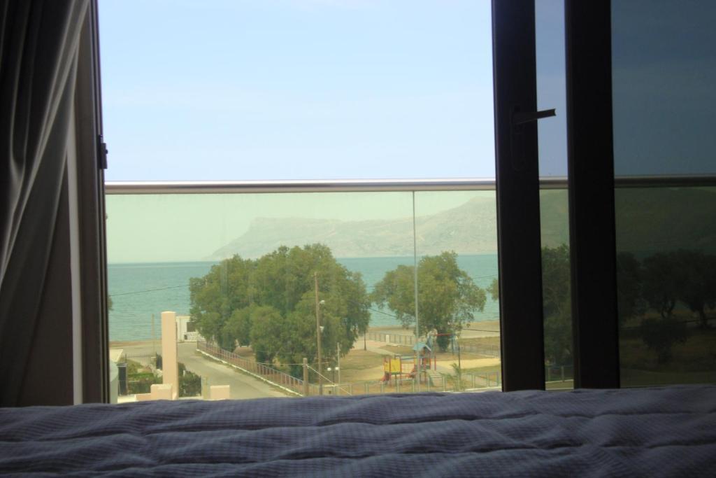 Crystal Bay 3*