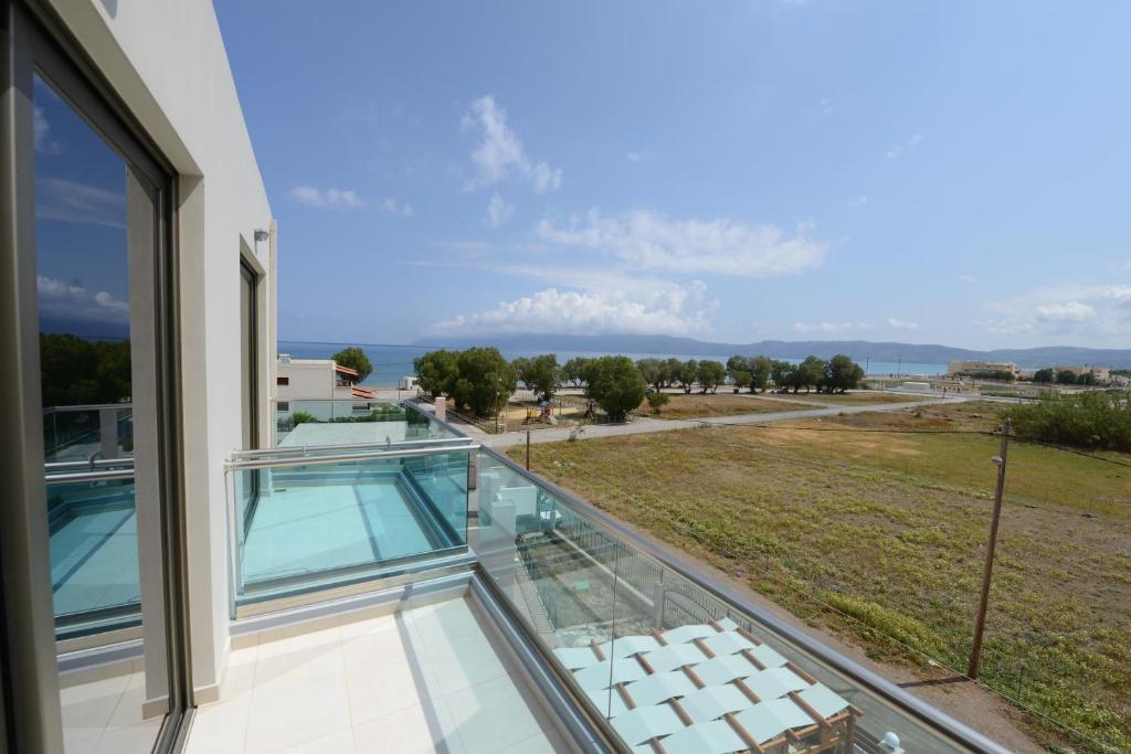 Hotel apartamentowy Crystal Bay 3*