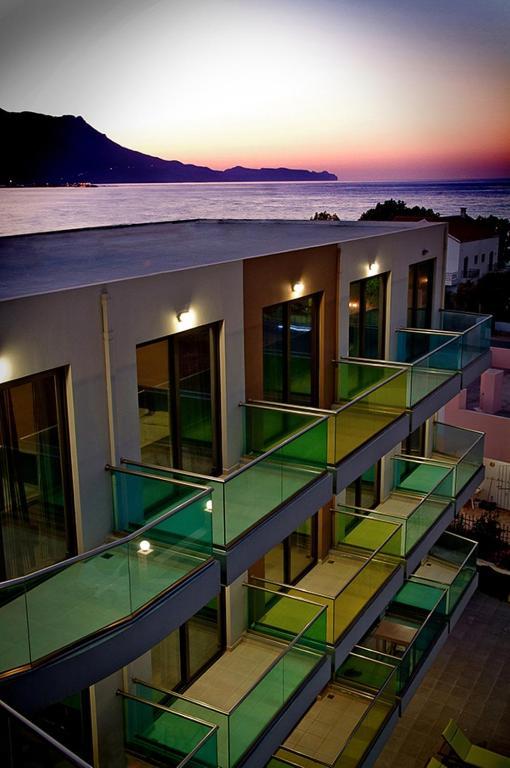Crystal Bay Aparthotel