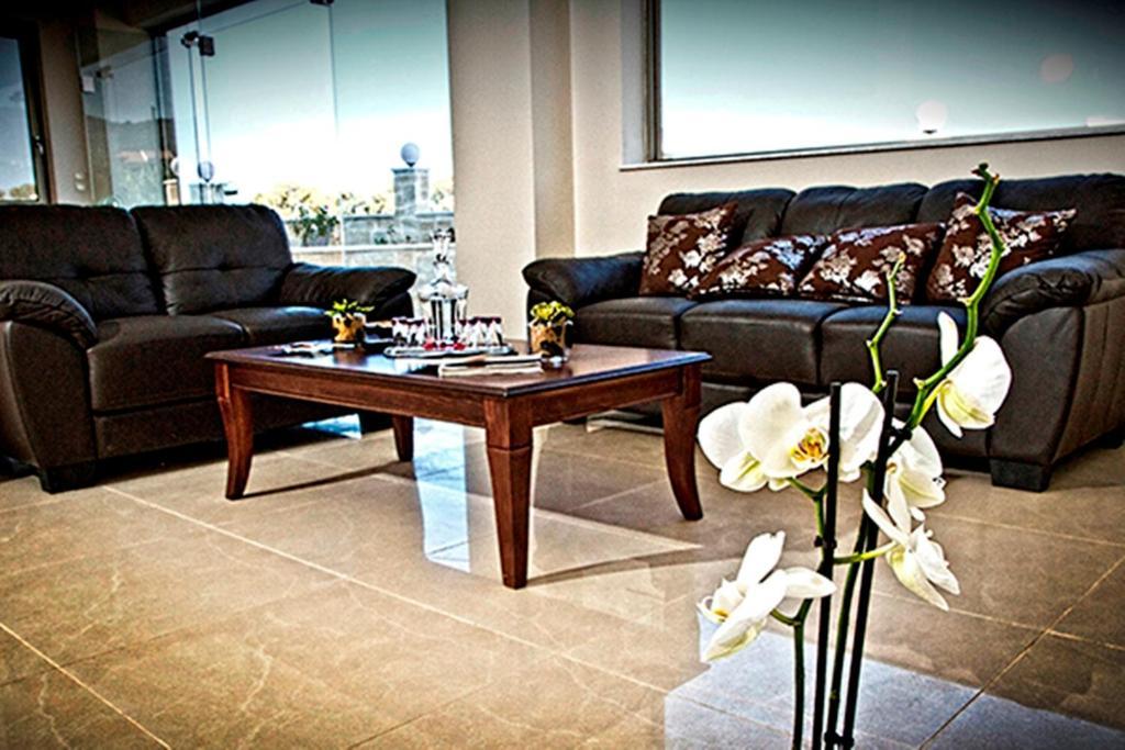 Crystal Bay Aparthotel 3*